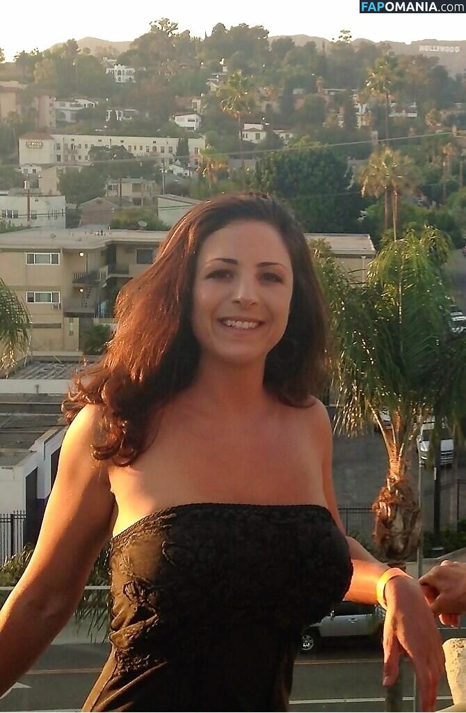 Serena Deeb ヌード 流出写真 #15