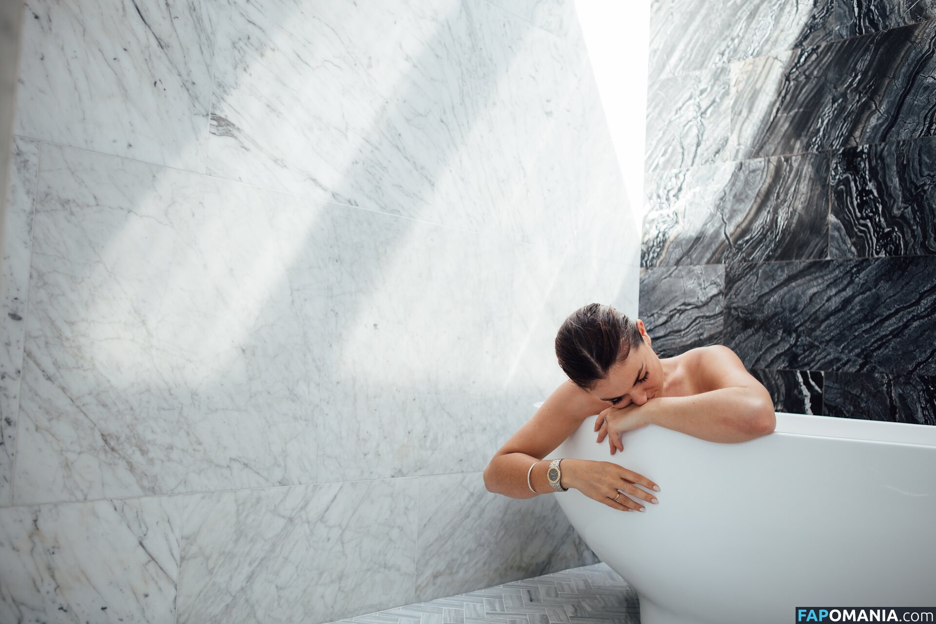Serinda Swan ヌード 流出写真 #62