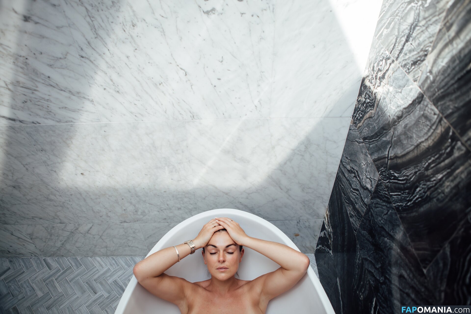 Serinda Swan ヌード 流出写真 #64