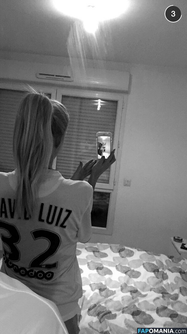 Sofia Jakobsson ヌード 流出写真 #1