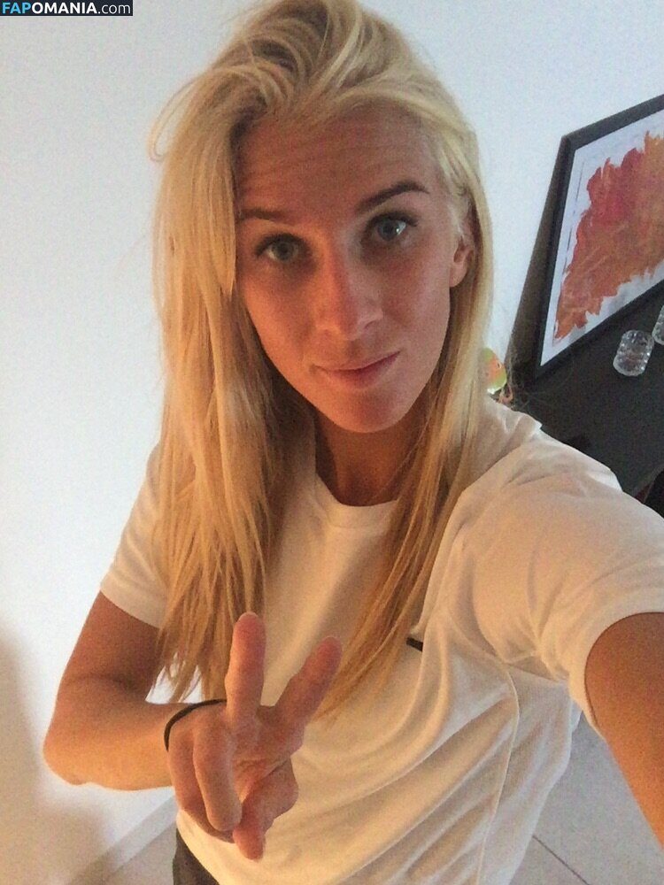 Sofia Jakobsson ヌード 流出写真 #113