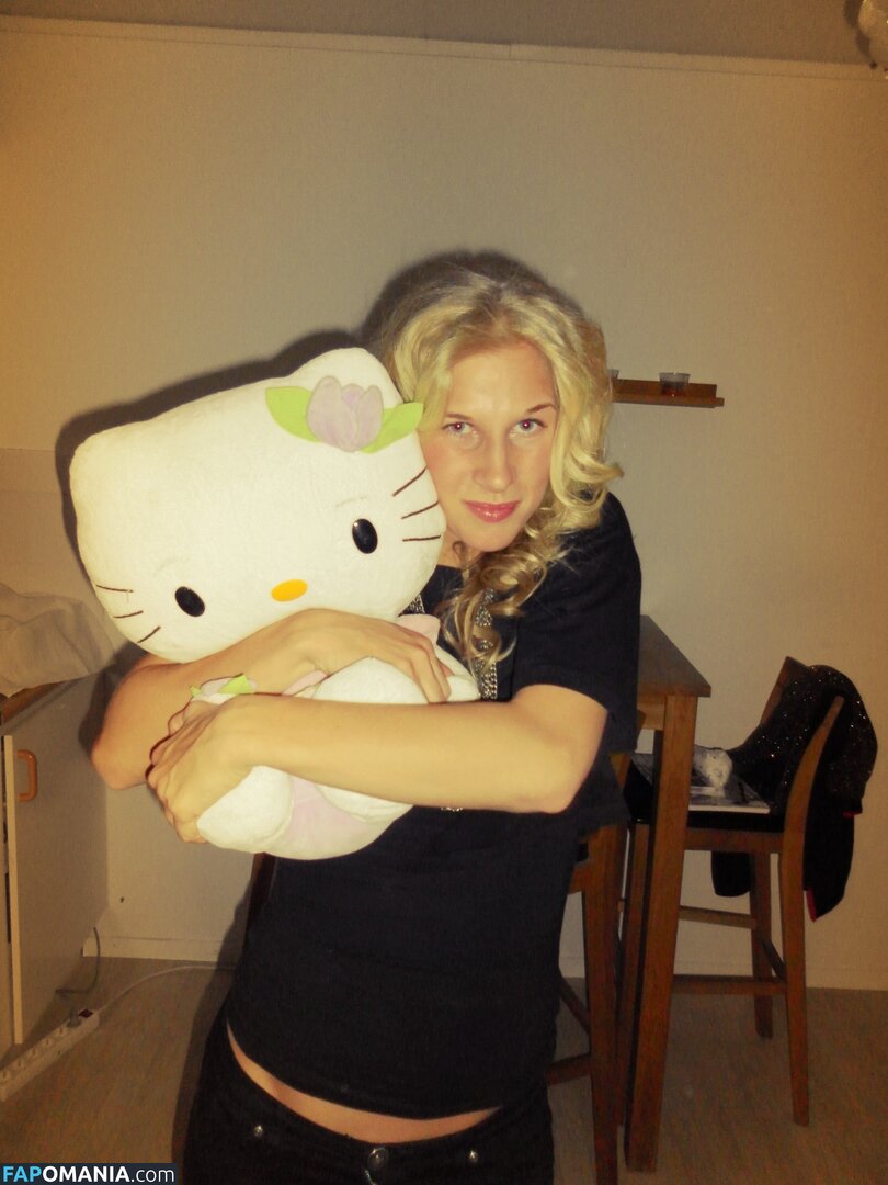 Sofia Jakobsson ヌード 流出写真 #242