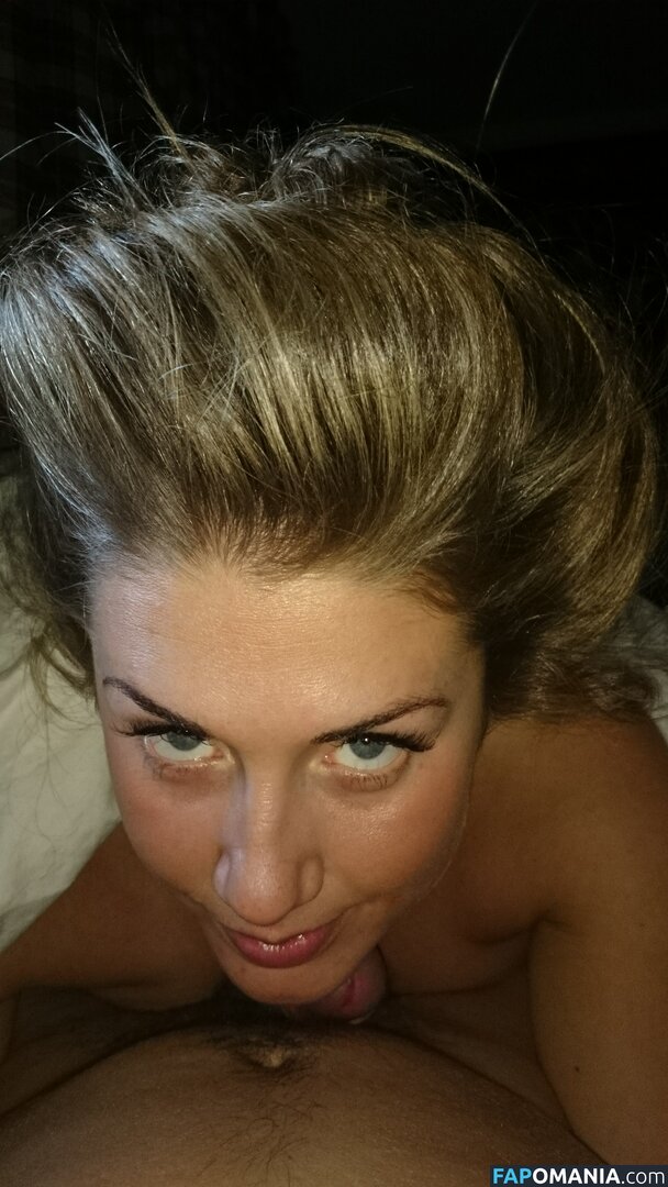 Tone Damli ヌード 流出写真 #16