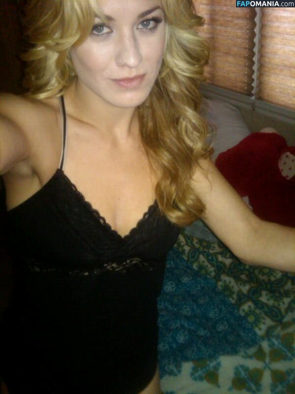 Yvonne Strahovski ヌード 流出写真 #30