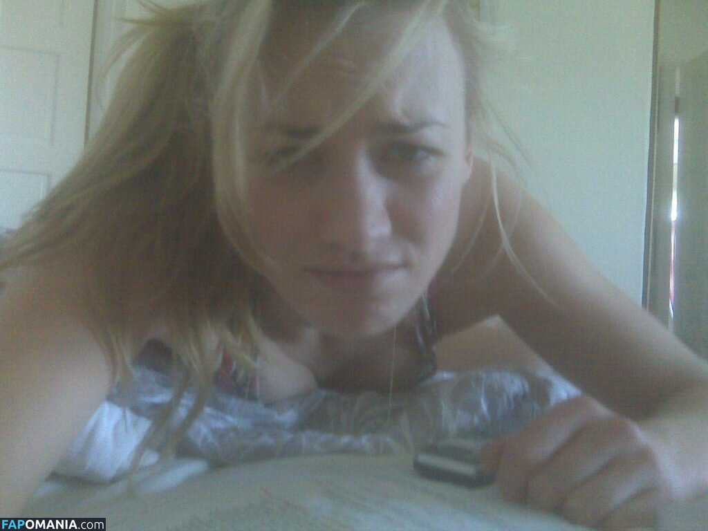 Yvonne Strahovski ヌード 流出写真 #37