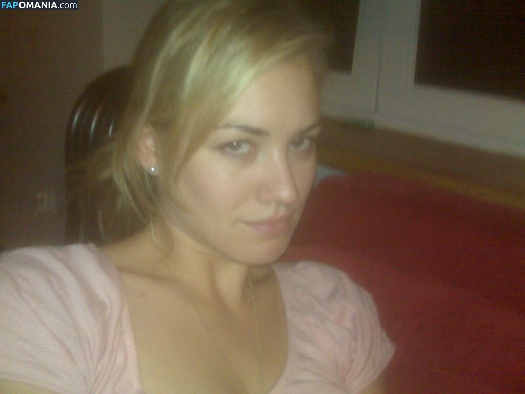 Yvonne Strahovski ヌード 流出写真 #38