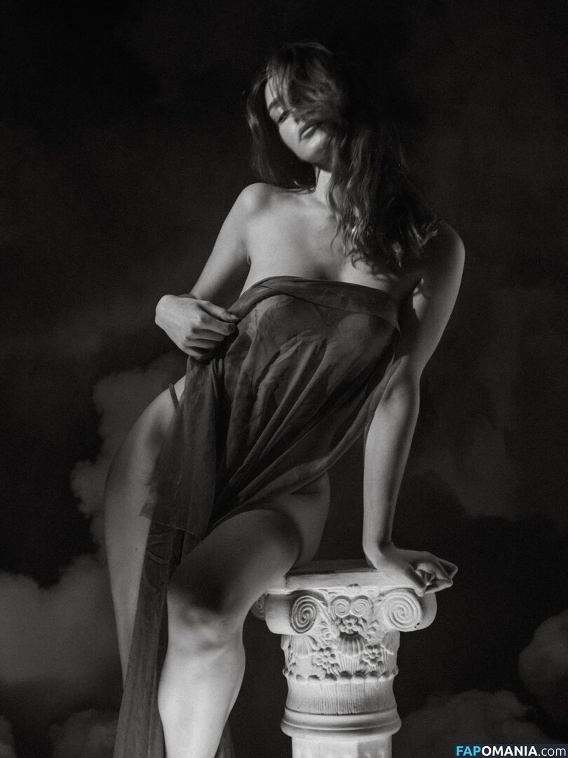 adelinafien ヌード OnlyFans  流出写真 #21