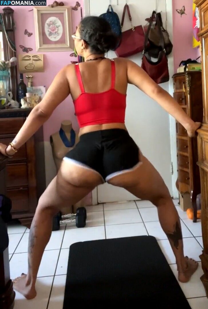 2xthesunshineinc / Afiya Sunshine / AfiyaSunshine / https: / queenafiyasunshine ヌード OnlyFans  流出写真 #6
