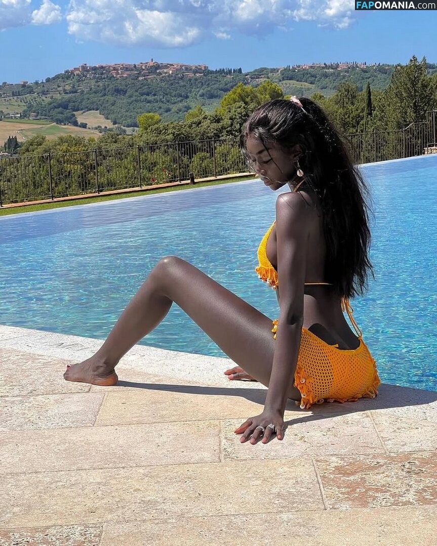 African Booty Meat / curvyandnatural ヌード OnlyFans  流出写真 #3