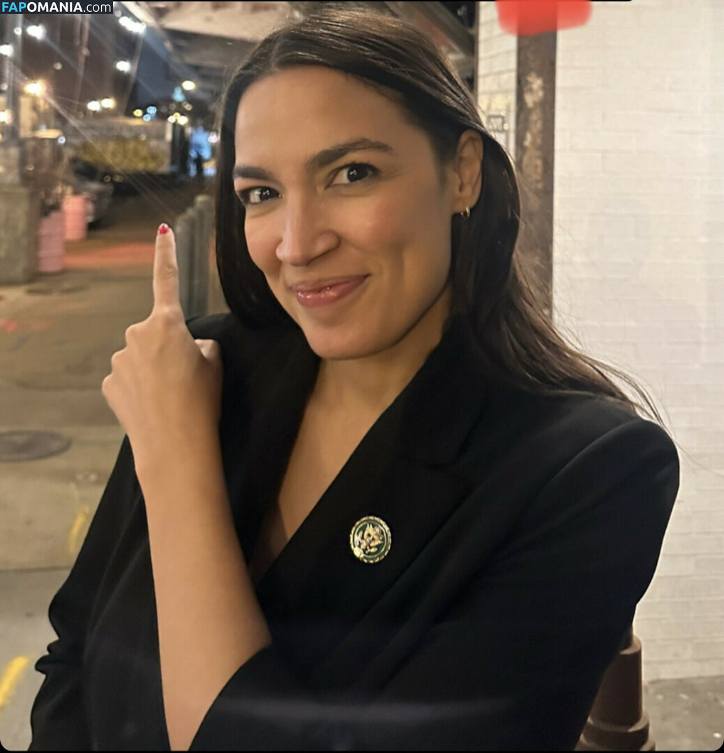 AOC / Alexandria Ocasio-Cortez ヌード OnlyFans  流出写真 #55