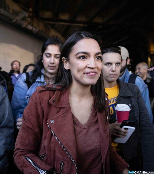 AOC / Alexandria Ocasio-Cortez ヌード OnlyFans  流出写真 #158