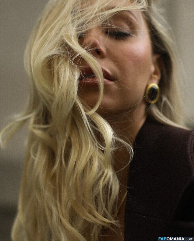 Alexis Ren / alexisren / alexisreng / alexxissren ヌード OnlyFans  流出写真 #1024