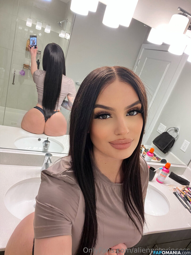 AlienPotPrincess / _alienpotprincess_ ヌード OnlyFans  流出写真 #8