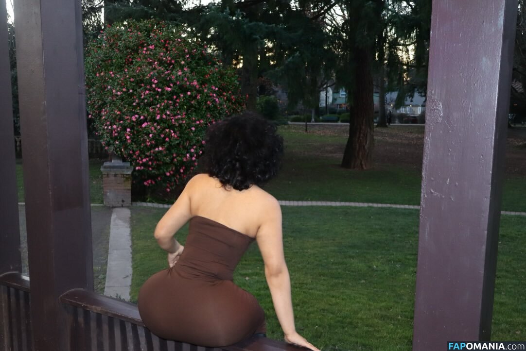 aliiyarose / aliyah1819 / rosebaby1819 ヌード OnlyFans  流出写真 #2