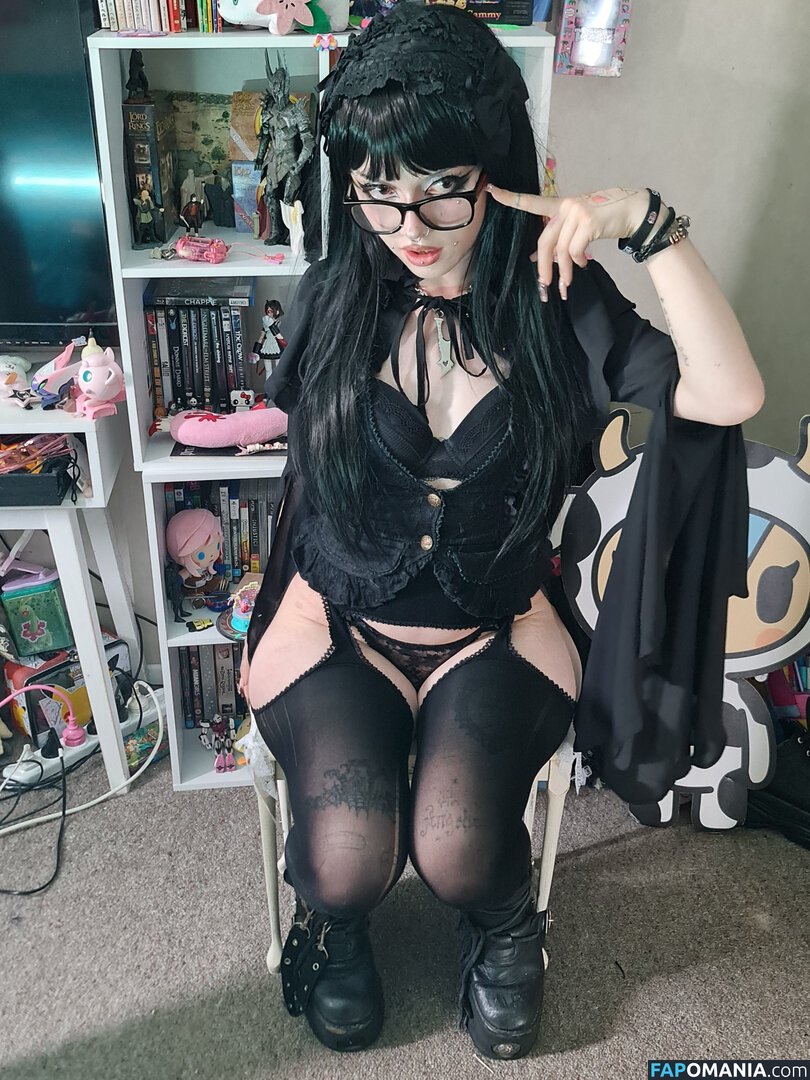 +:｡.ruby ʚ ♡ ɞ ⋆ ✧.｡ / allmyheartbear / myarykerx / usakumyawhore / usakyumawhore ヌード OnlyFans  流出写真 #4