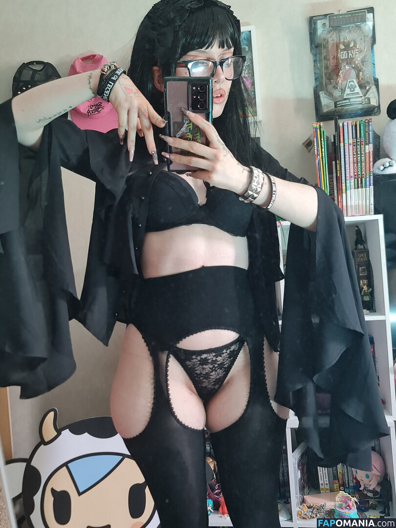 +:｡.ruby ʚ ♡ ɞ ⋆ ✧.｡ / allmyheartbear / myarykerx / usakumyawhore / usakyumawhore ヌード OnlyFans  流出写真 #20