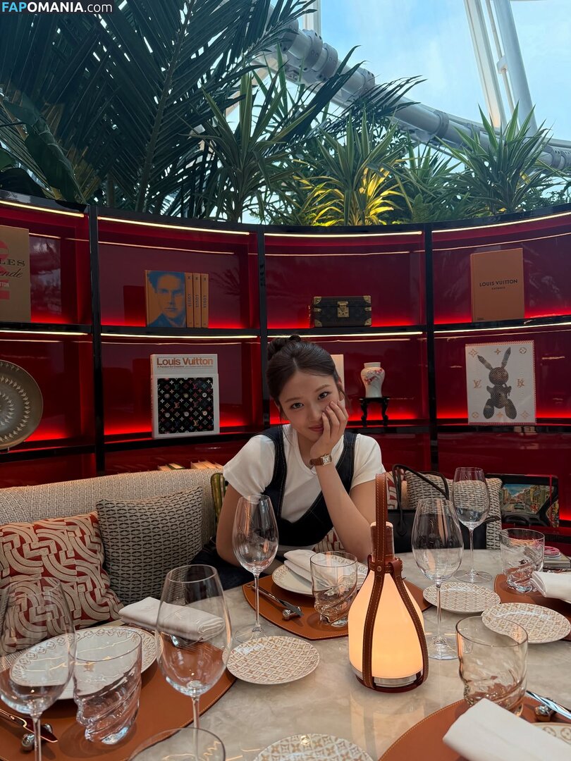 An IVE / An Yujin 안유진 | / _yujin_an ヌード OnlyFans  流出写真 #1