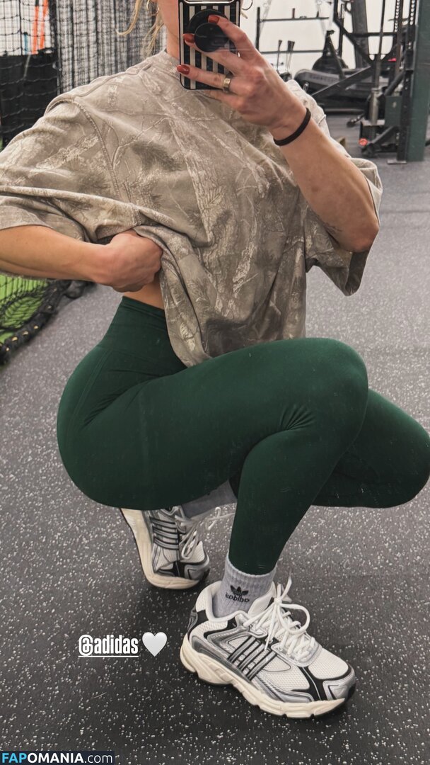 Ana Bruni / anabruni.softball / thesoftballchic ヌード OnlyFans  流出写真 #4