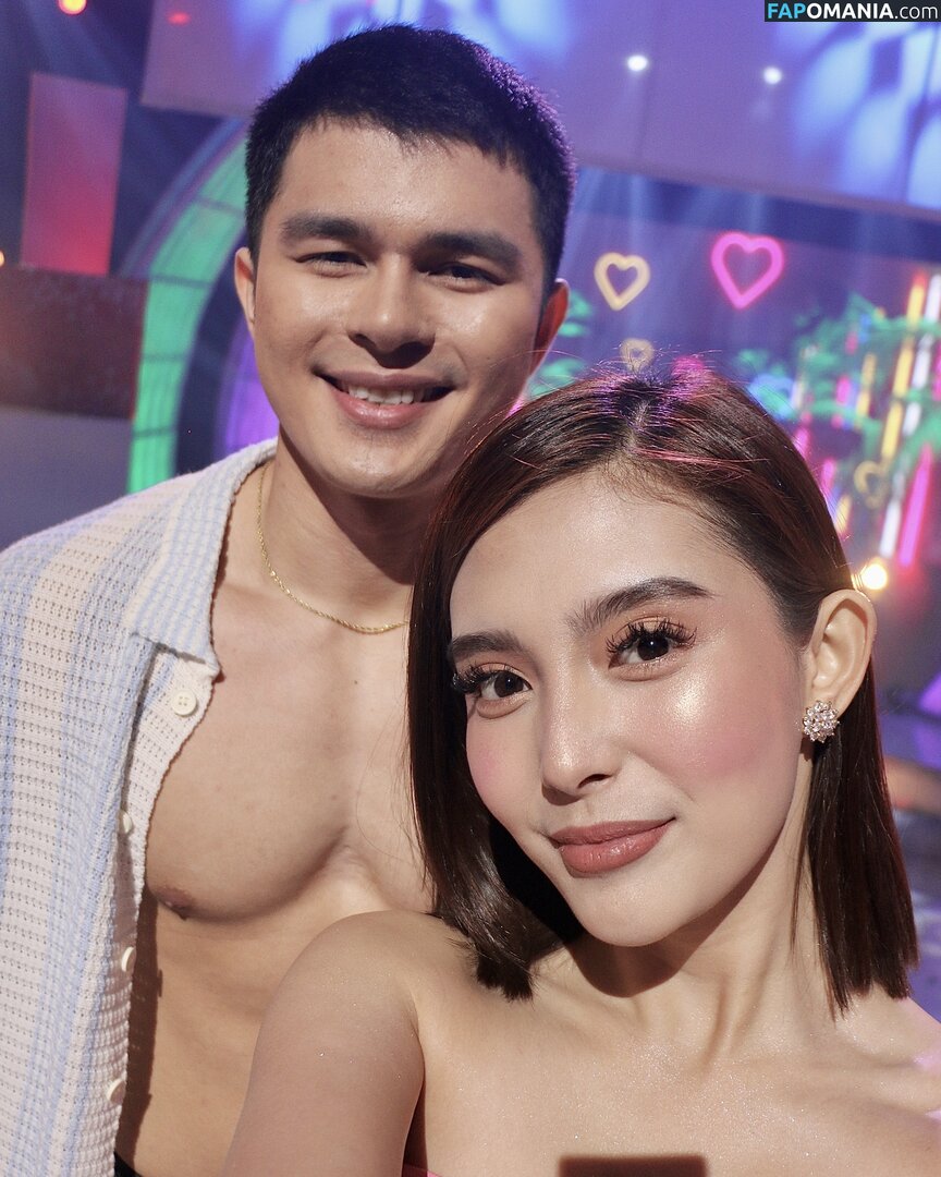 Analyn Barro ヌード OnlyFans  流出写真 #1