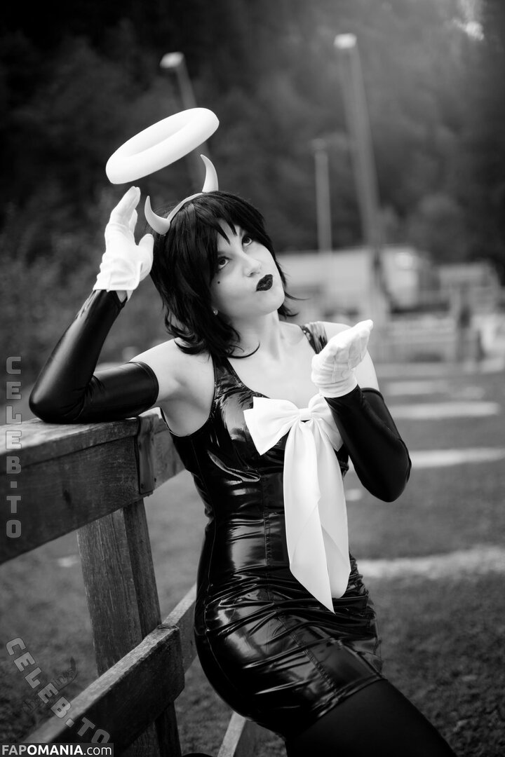 Angelwings_Cos ヌード OnlyFans  流出写真 #3