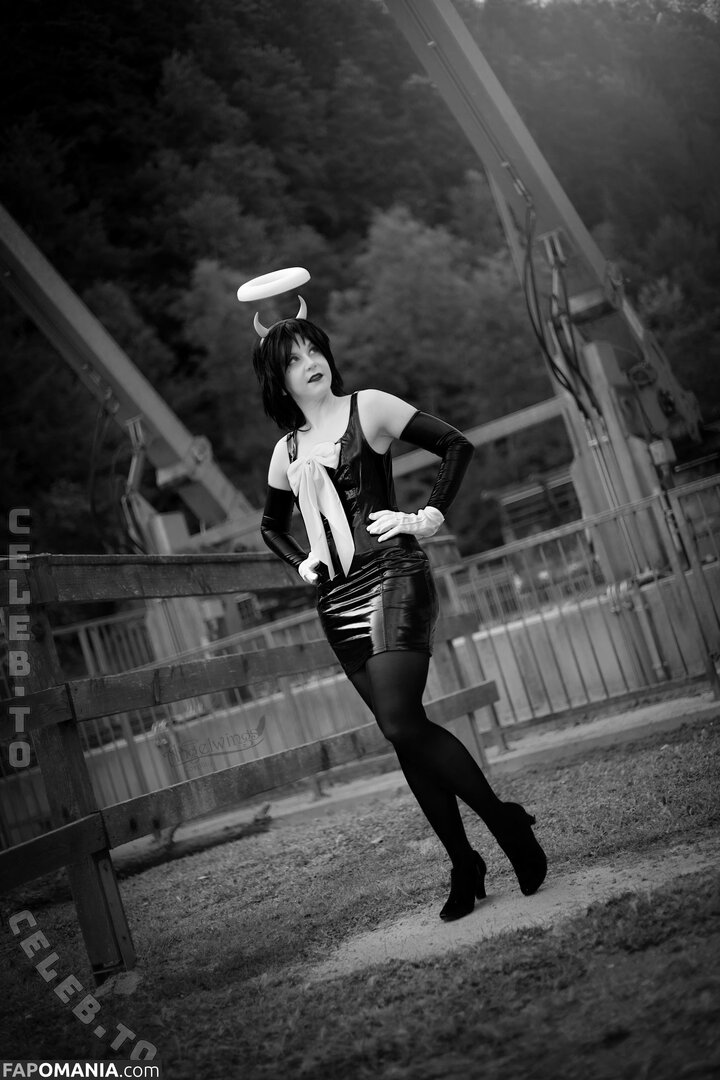 Angelwings_Cos ヌード OnlyFans  流出写真 #4