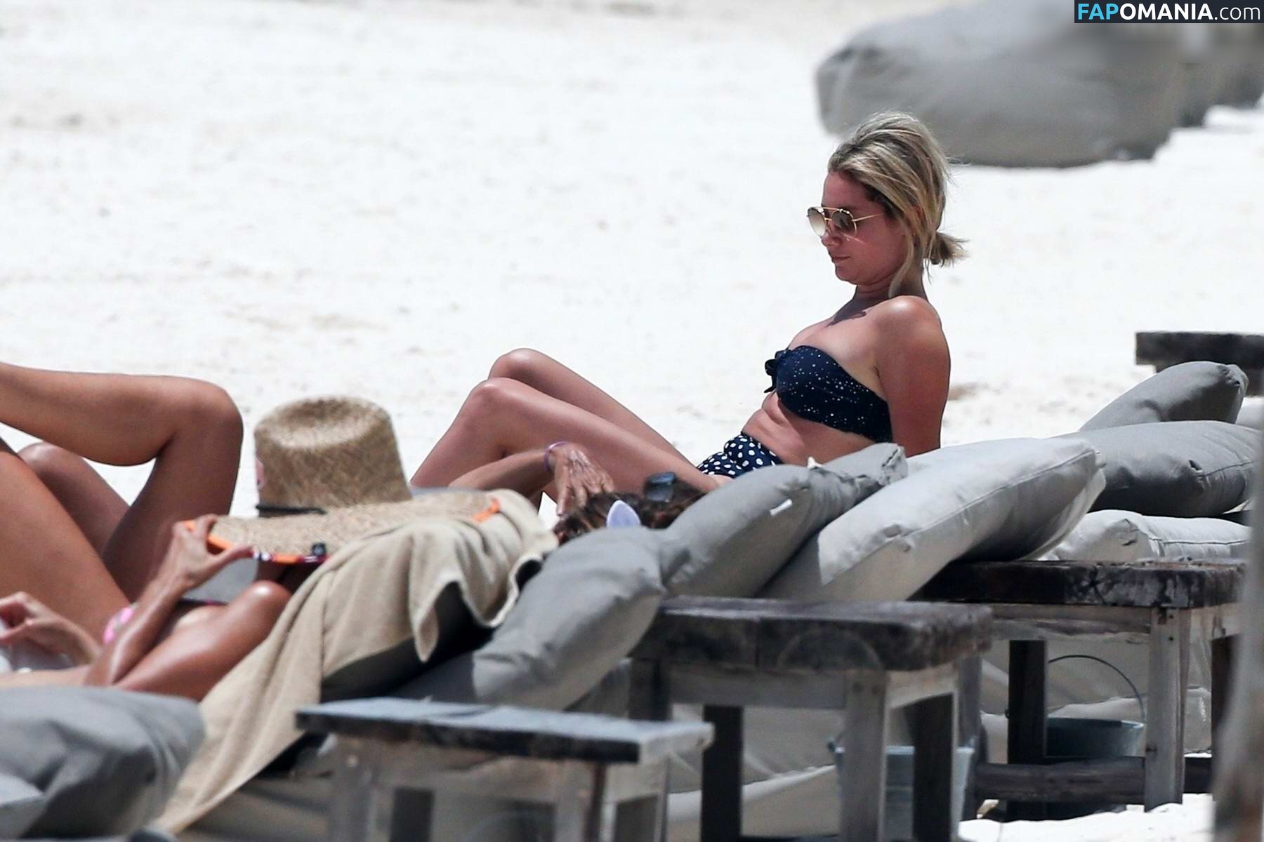 Ashley Tisdale / ashleytisdale ヌード OnlyFans  流出写真 #4