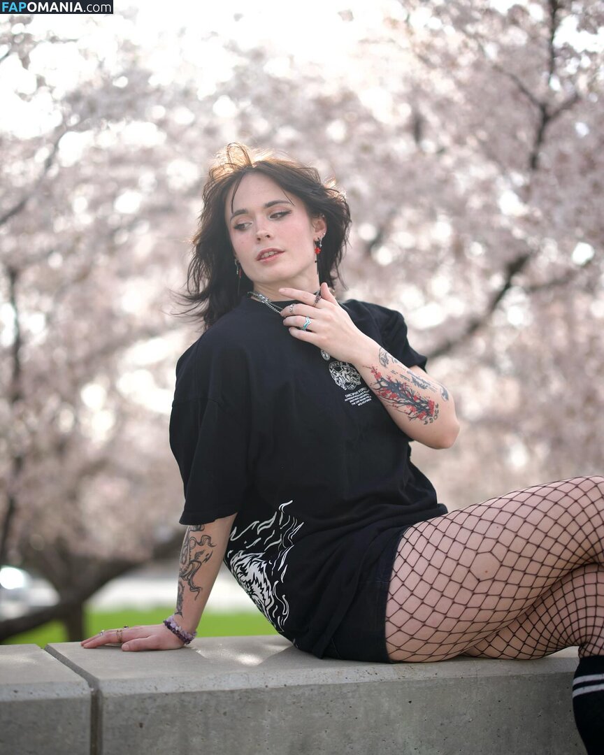 Athena Grimes / athena.grimes_ / athena__grimes / athena_grimes / athenagrimes ヌード OnlyFans  流出写真 #8