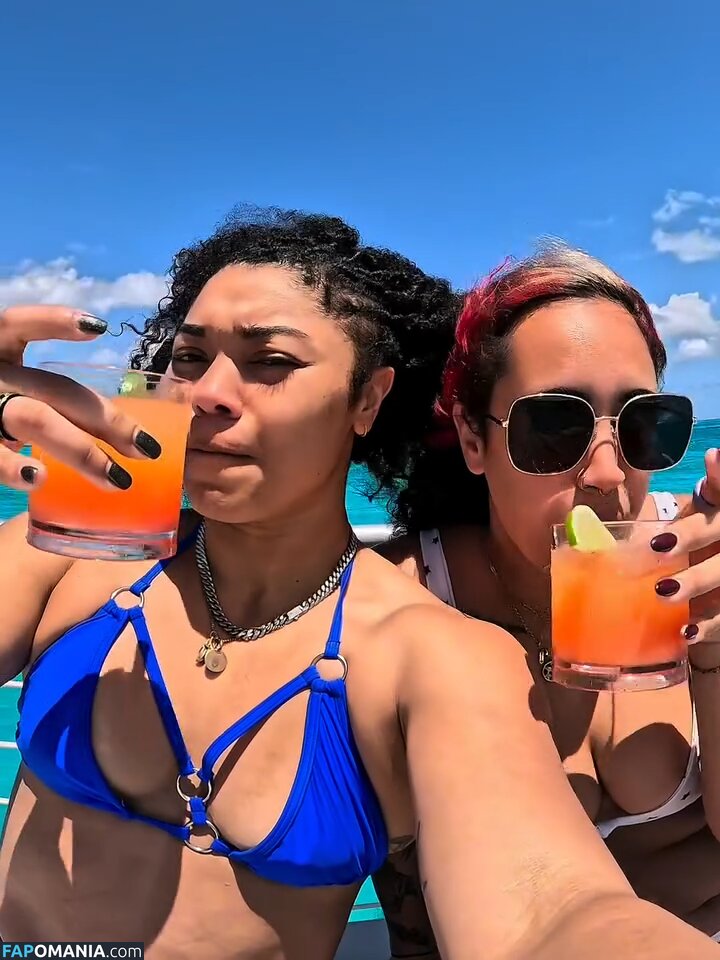 Ava Raine / DaughterDwayne 