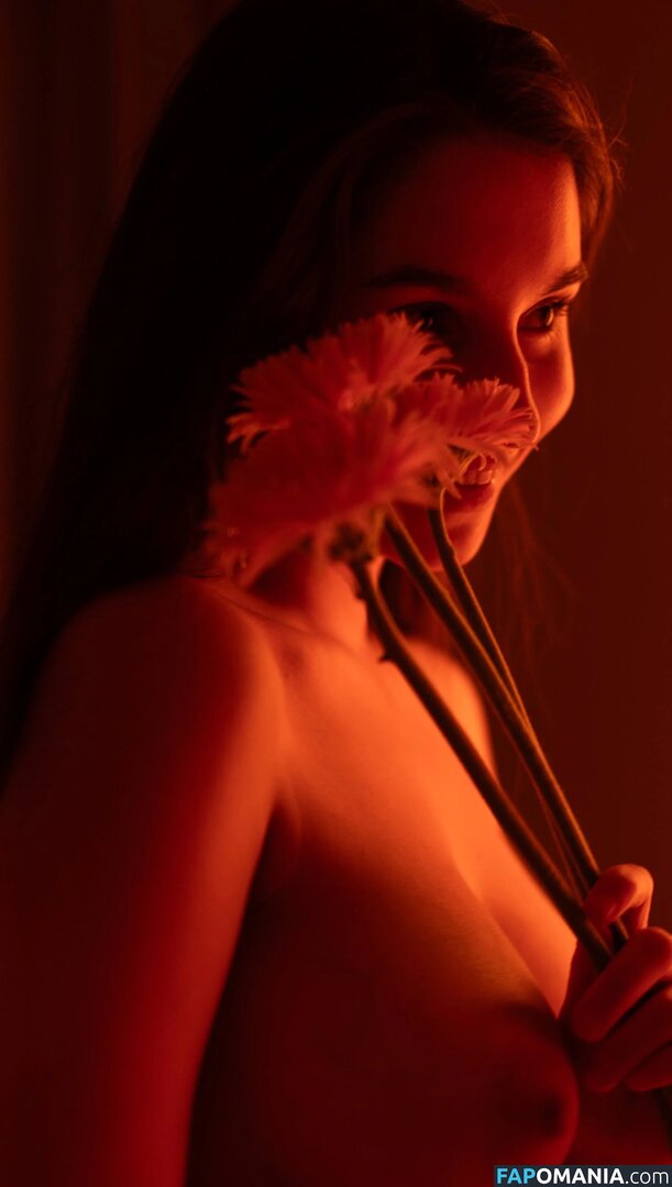 Avrelia Amaris ヌード OnlyFans  流出写真 #8