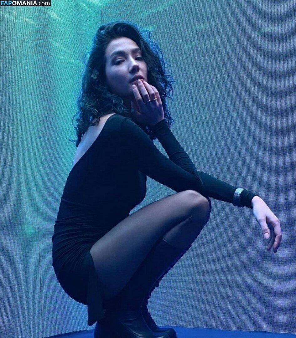 Aybüke Pusat / aybukepusat ヌード OnlyFans  流出写真 #1