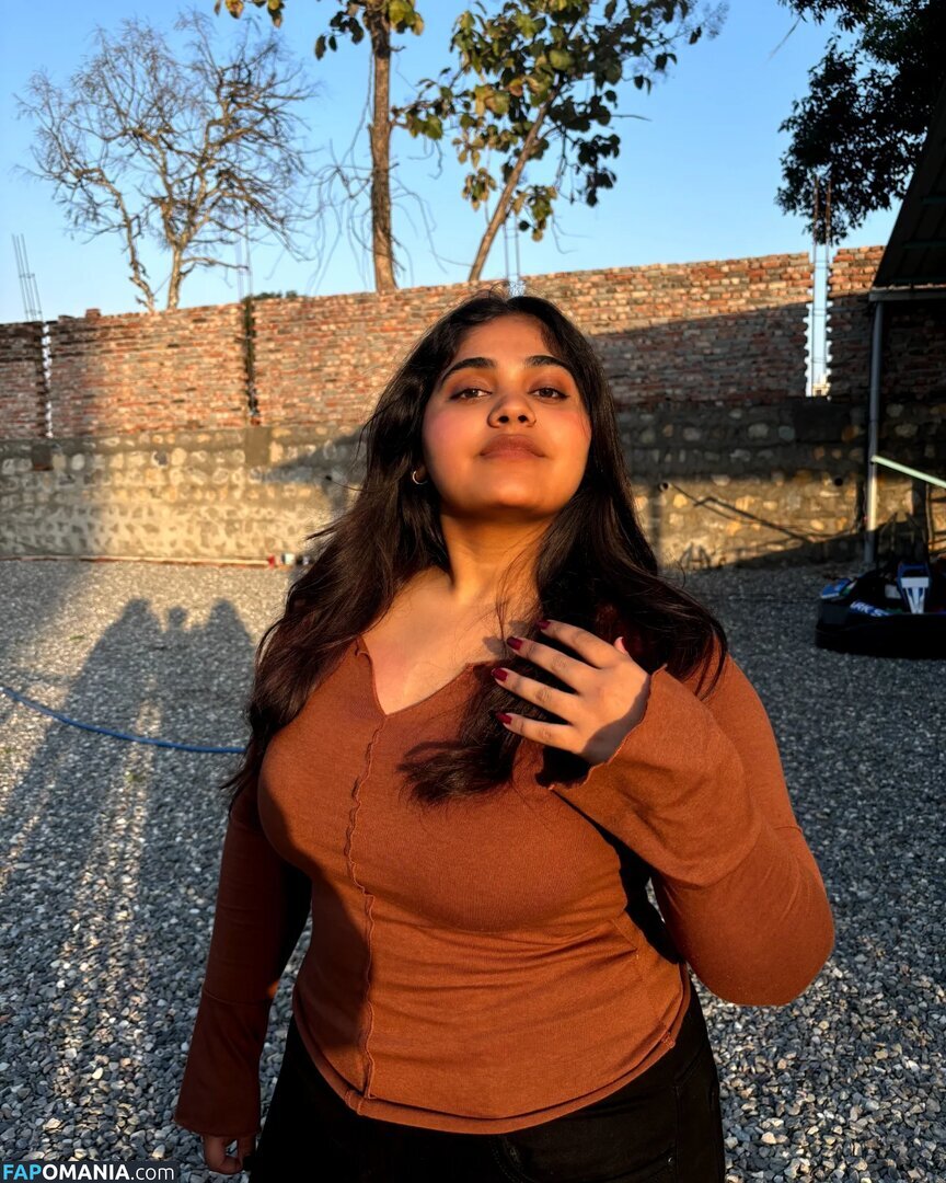 ayushi bhardwaj / ayushi_bhardwajj ヌード OnlyFans  流出写真 #1