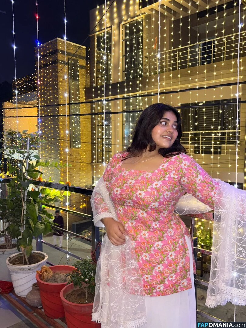 ayushi bhardwaj / ayushi_bhardwajj ヌード OnlyFans  流出写真 #3