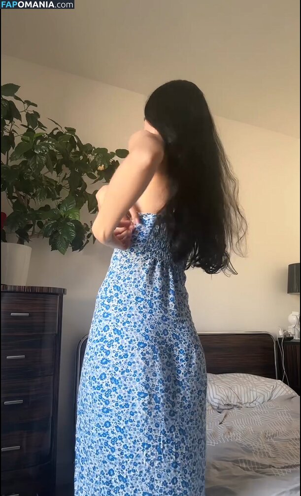 B_u_l_o_c_h_k_a / bulochkatyt ヌード OnlyFans  流出写真 #1123