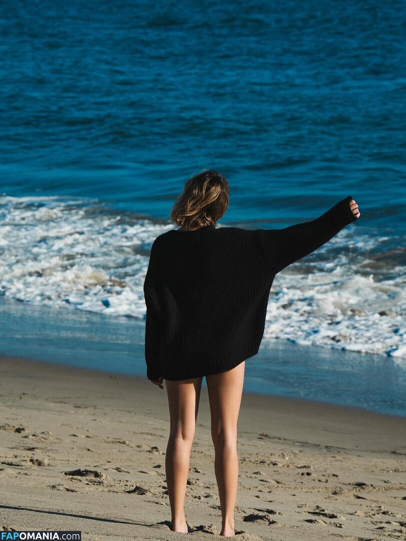 Bailee Madison / baileemadison / bailey_madis0n ヌード OnlyFans  流出写真 #7