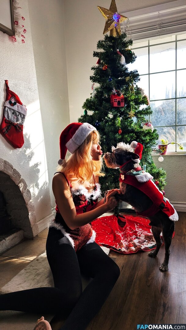 Aquentine / Bessy Q / Final Girlz / Justa Queen / Quynh Văn / _bessy.q_ ヌード OnlyFans  流出写真 #14