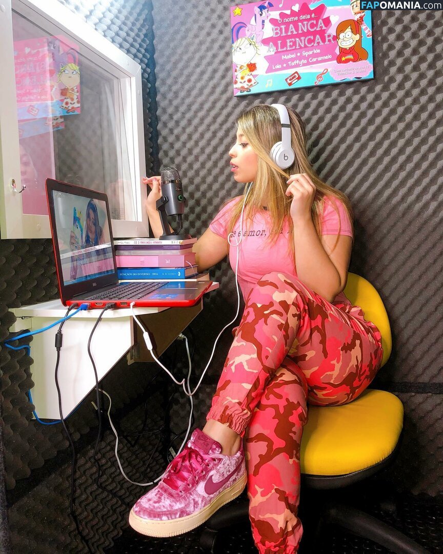 Bianca Alencar / Dubladora / Voice actress / biancaalencarof / biancaalencaroficial ヌード OnlyFans  流出写真 #14