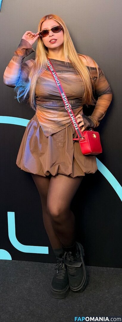 Bianca Alencar / Dubladora / Voice actress / biancaalencarof / biancaalencaroficial ヌード OnlyFans  流出写真 #19