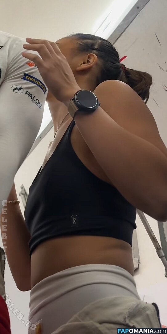 Bianca Bustamante / https: / racerbia ヌード OnlyFans  流出写真 #18