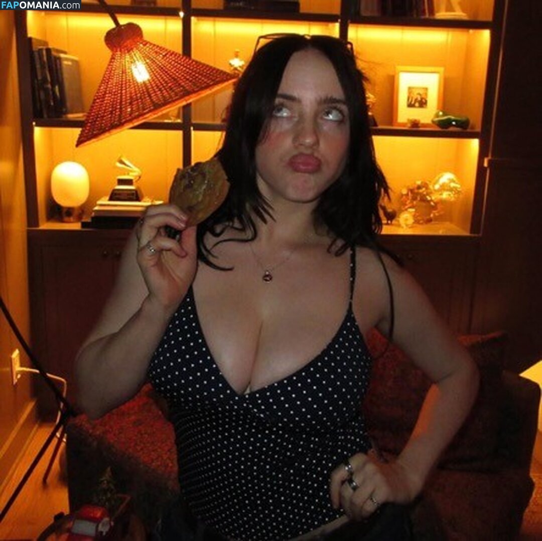 Billie Eilish / Fake / billeeilish / billieeilish ヌード OnlyFans  流出写真 #2290