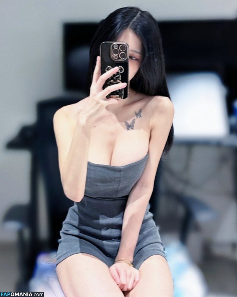 Biya / biatrois / biya1024 ヌード OnlyFans  流出写真 #5