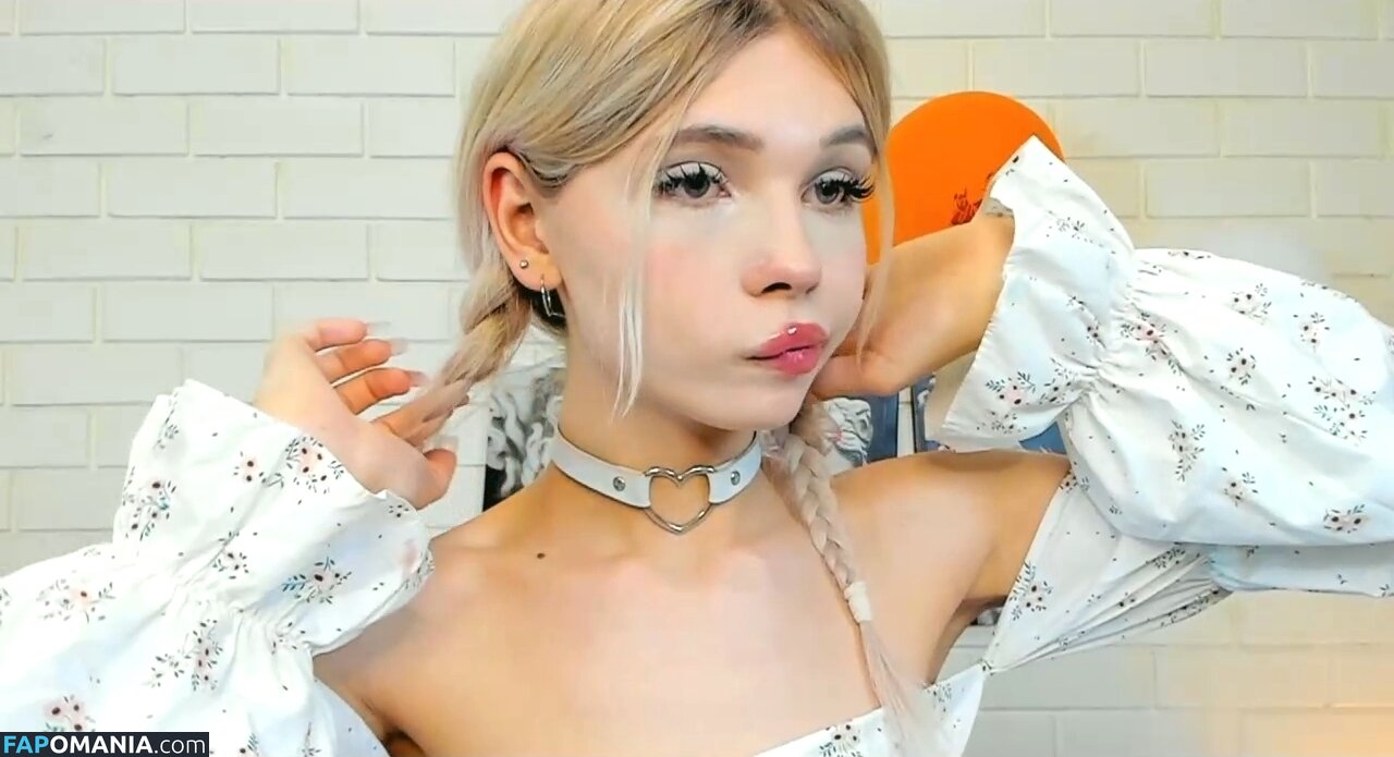 Blondy_fina / blondy_curvy2595 ヌード OnlyFans  流出写真 #3