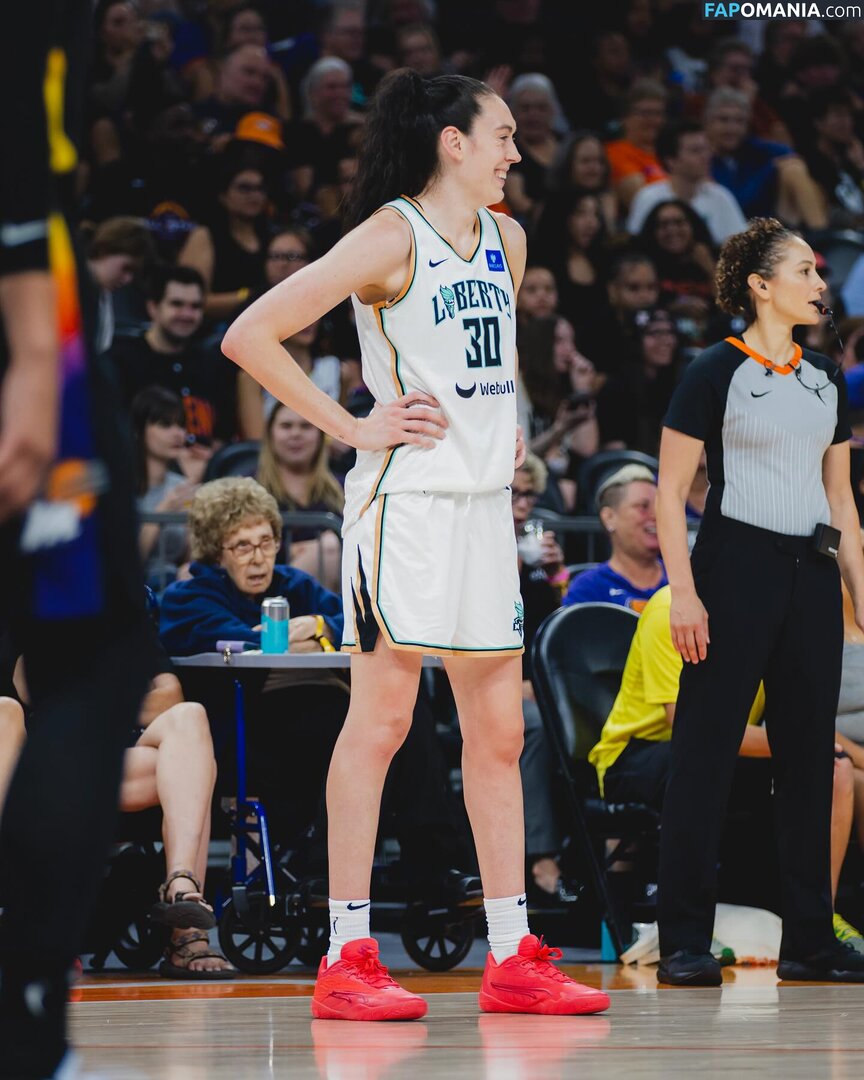 Breanna Stewart / WNBA Player / breannastewart30 ヌード OnlyFans  流出写真 #16