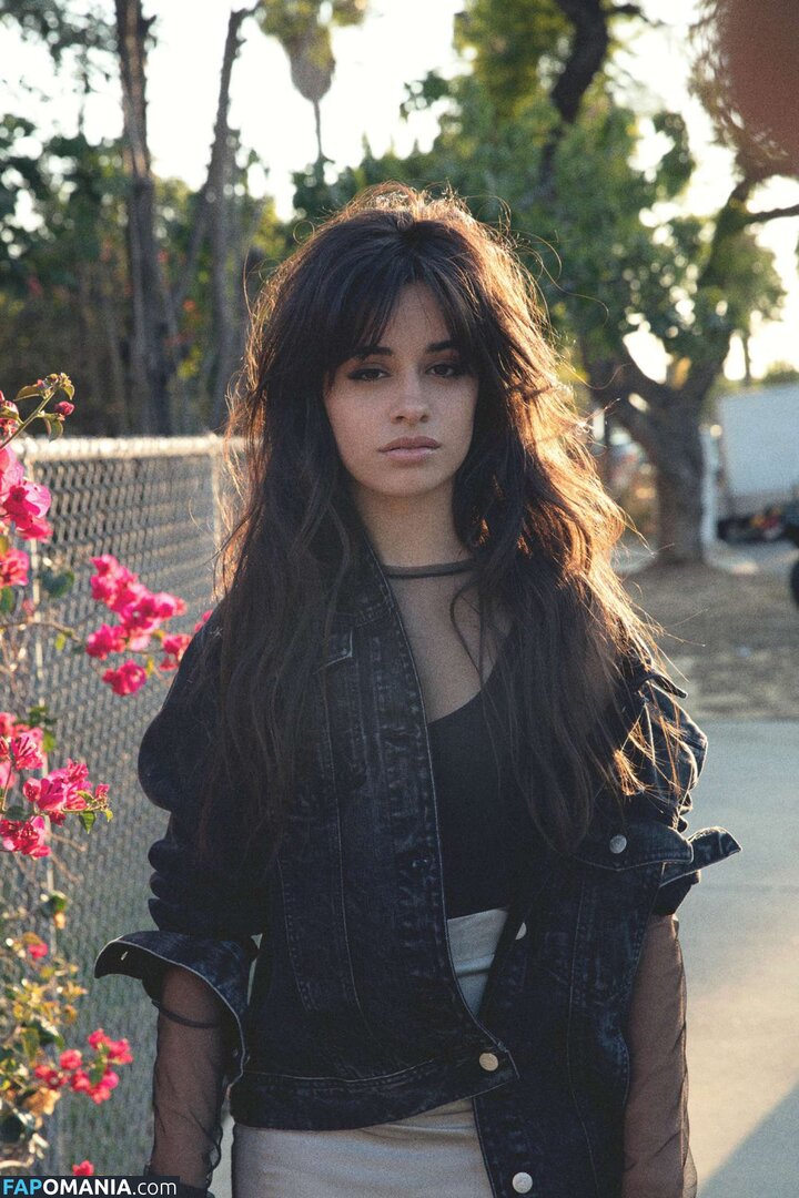 Camila Cabello / Camila_Cabello ヌード OnlyFans  流出写真 #2459