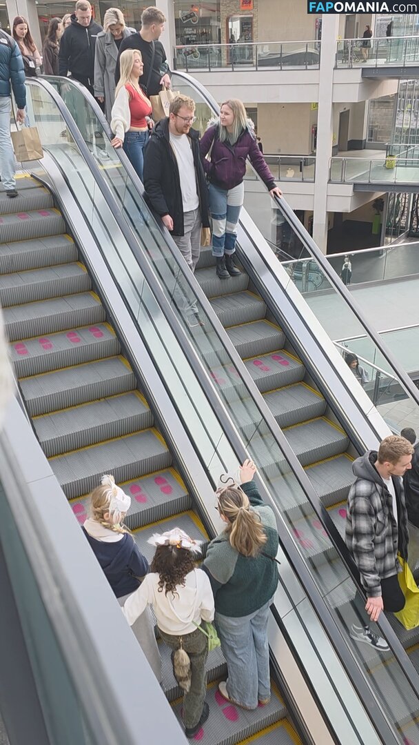 CANDID Boobs / bouncy / braless / cleavage / downblouse / jiggly ヌード OnlyFans  流出写真 #22