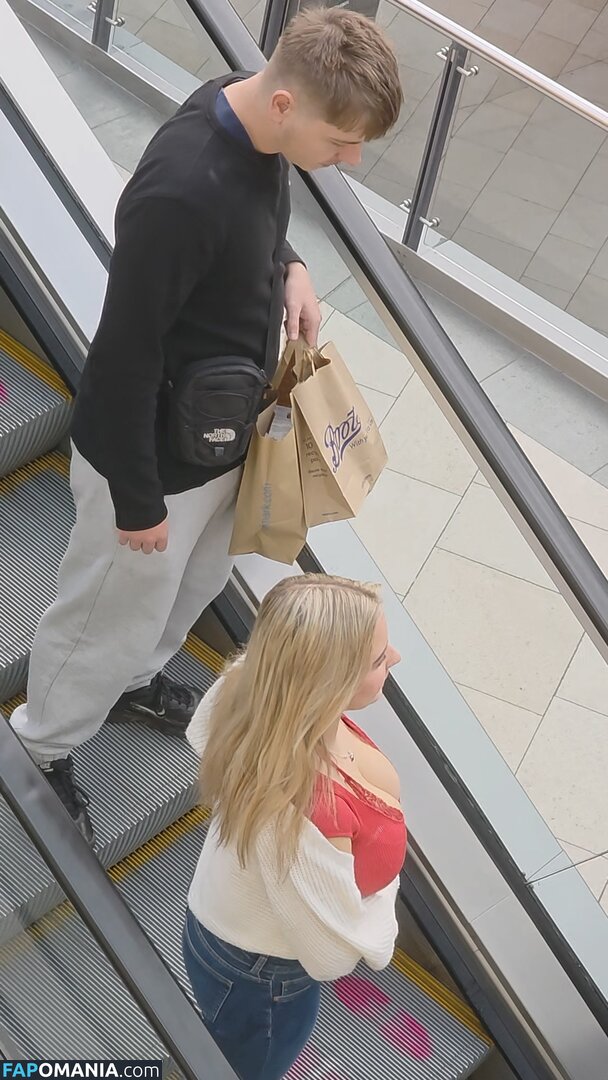 CANDID Boobs / bouncy / braless / cleavage / downblouse / jiggly ヌード OnlyFans  流出写真 #25