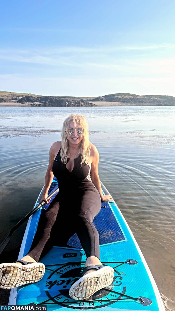 Carol Vorderman ヌード OnlyFans  流出写真 #15