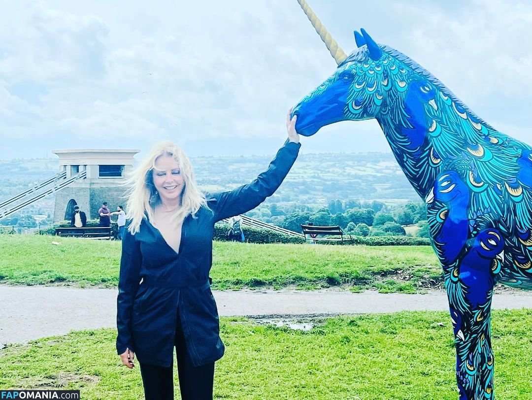 Carol Vorderman ヌード OnlyFans  流出写真 #30