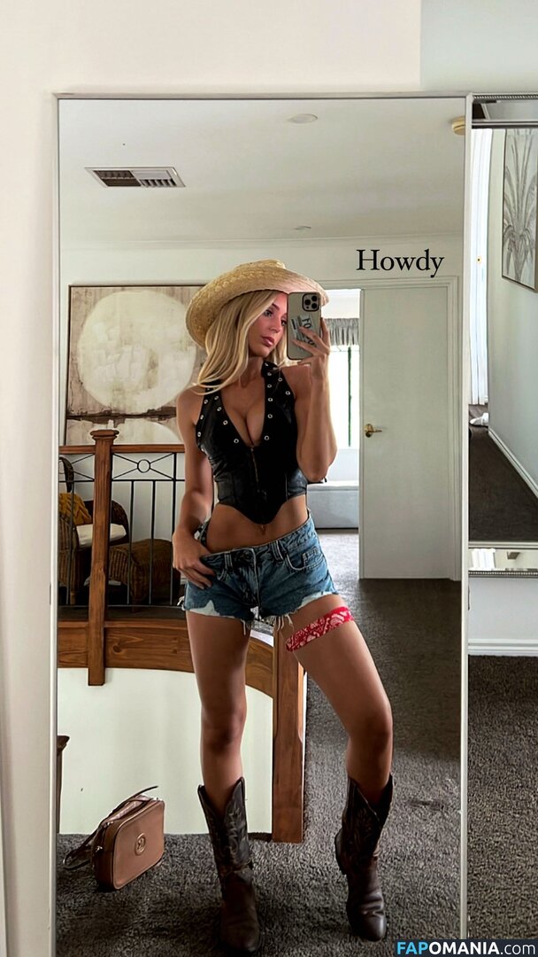 Cassie And Chloe Roberts ヌード OnlyFans  流出写真 #1
