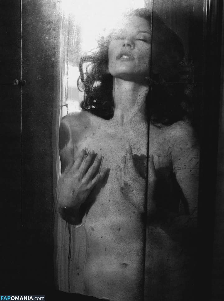 Catherine Zeta Jones / catherinezetajones ヌード OnlyFans  流出写真 #4