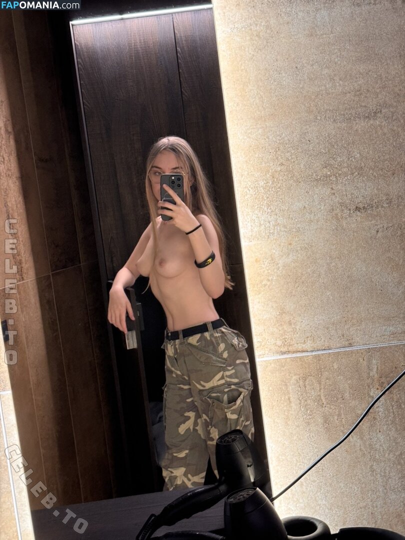 Celineiswyld / ilovee39m5 ヌード OnlyFans  流出写真 #11